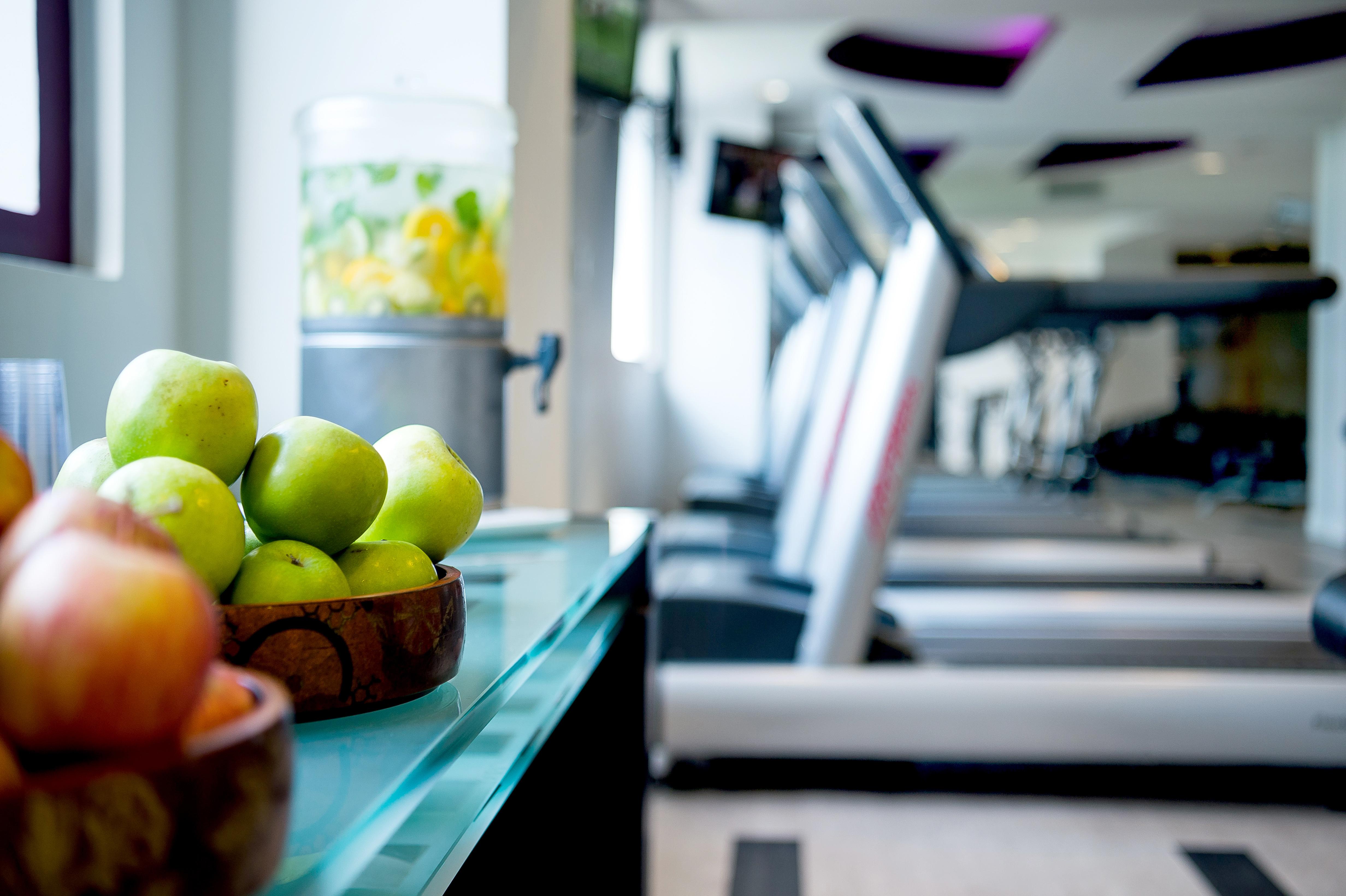 Pullman Sao Paulo Guarulhos Airport Hotel Kültér fotó The gym at the hotel